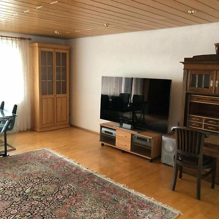 Wohnung Fuer 4 Personen, 2 Schlafzimmer, 2 Parkplaetze, Wlan Konstanz Luaran gambar
