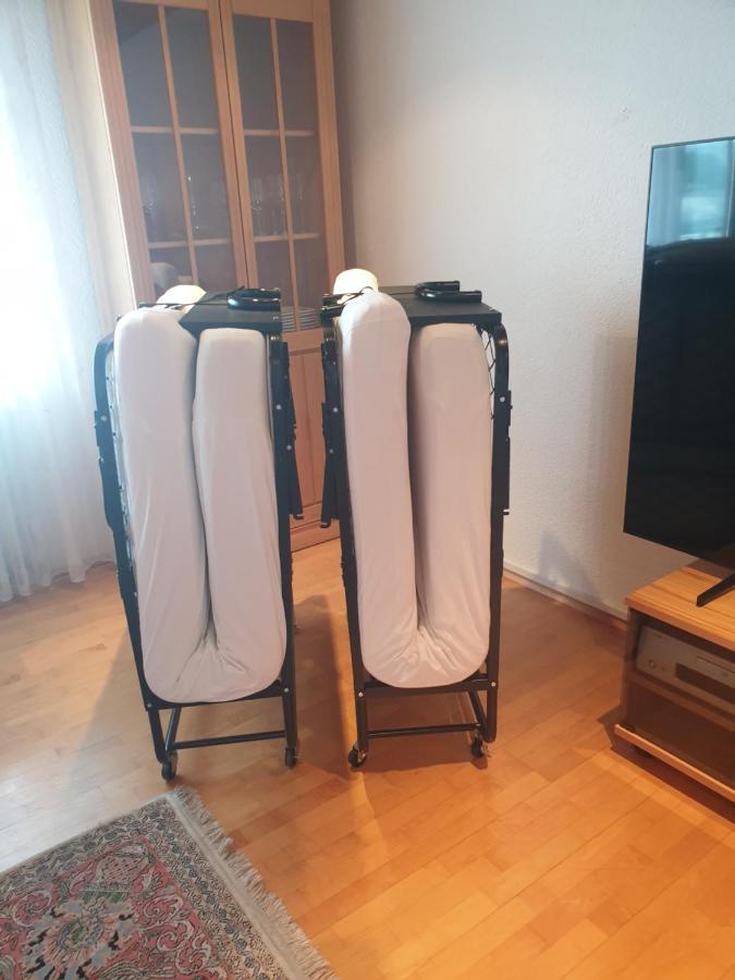 Wohnung Fuer 4 Personen, 2 Schlafzimmer, 2 Parkplaetze, Wlan Konstanz Luaran gambar